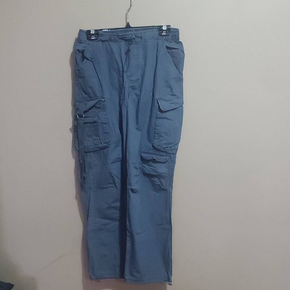 My Style Gray Cargo Pants Size 4